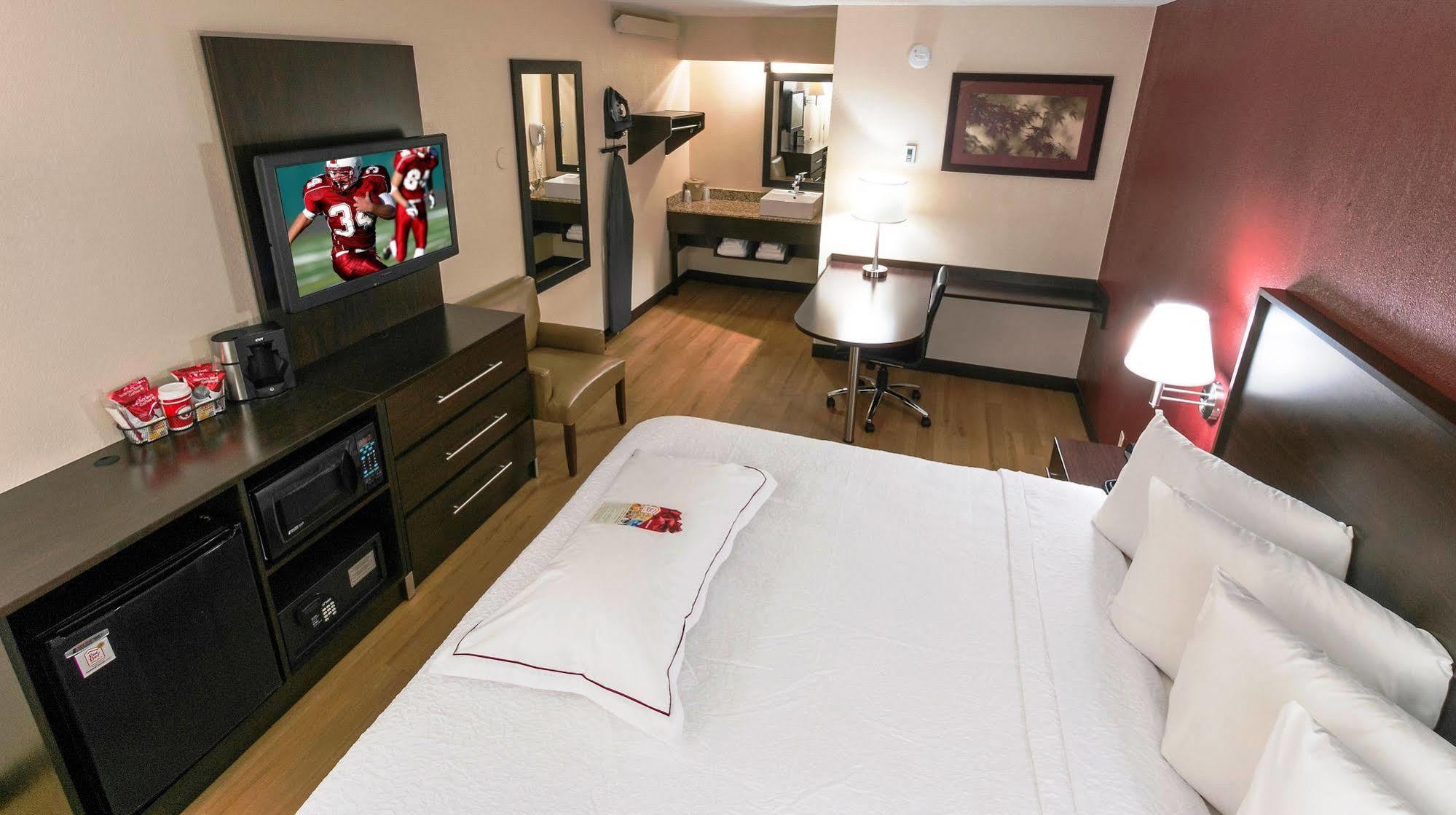 Red Roof Inn Plus+ Baltimore - Washington Dc/Bwi South Hanover Exterior foto